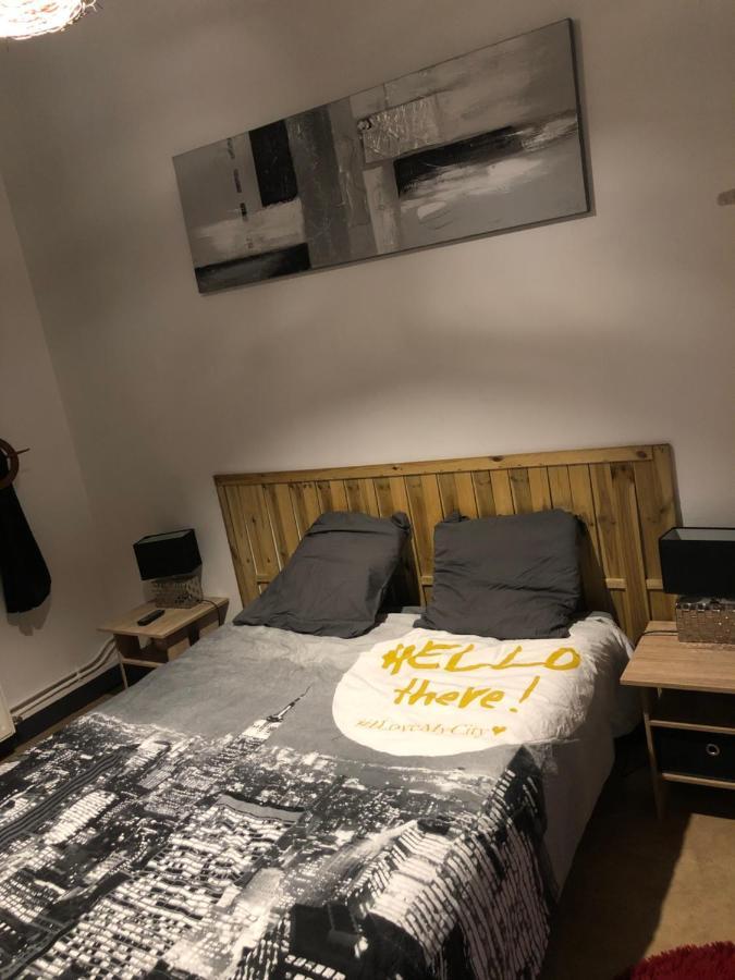 Appartement Spacieux Flize Екстериор снимка