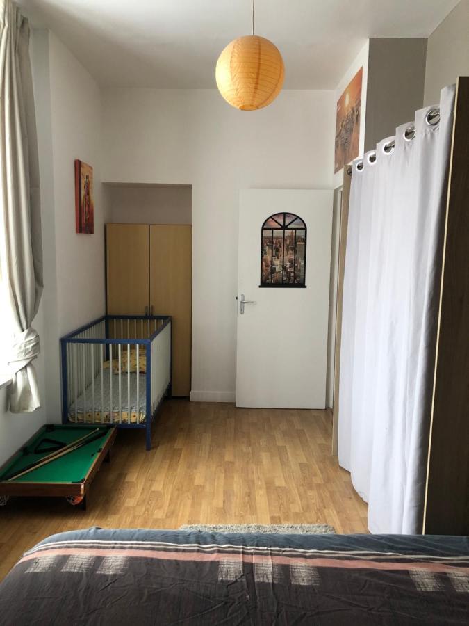 Appartement Spacieux Flize Екстериор снимка
