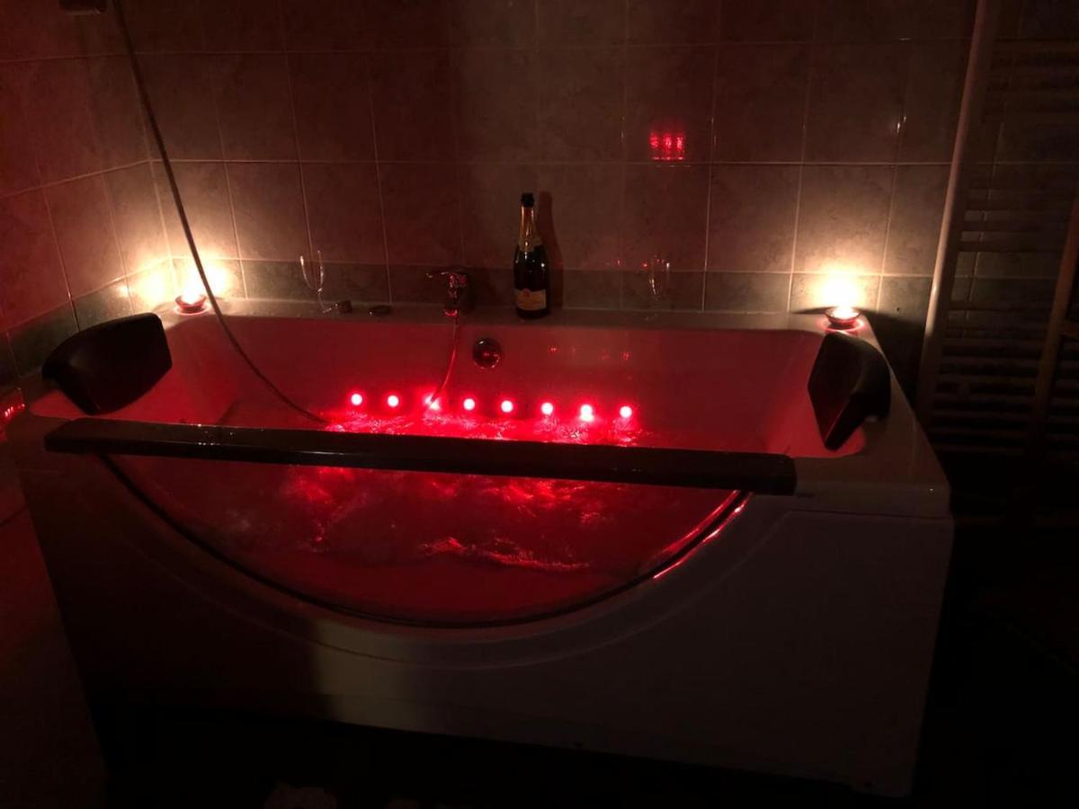 Appartement Spacieux Flize Екстериор снимка